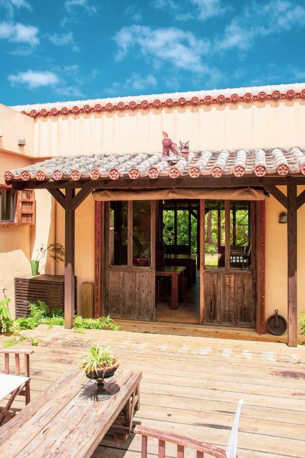 Somos Bed and Breakfast Kunigami Εξωτερικό φωτογραφία
